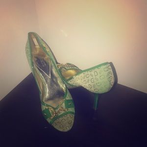 Guess green and gold heels
